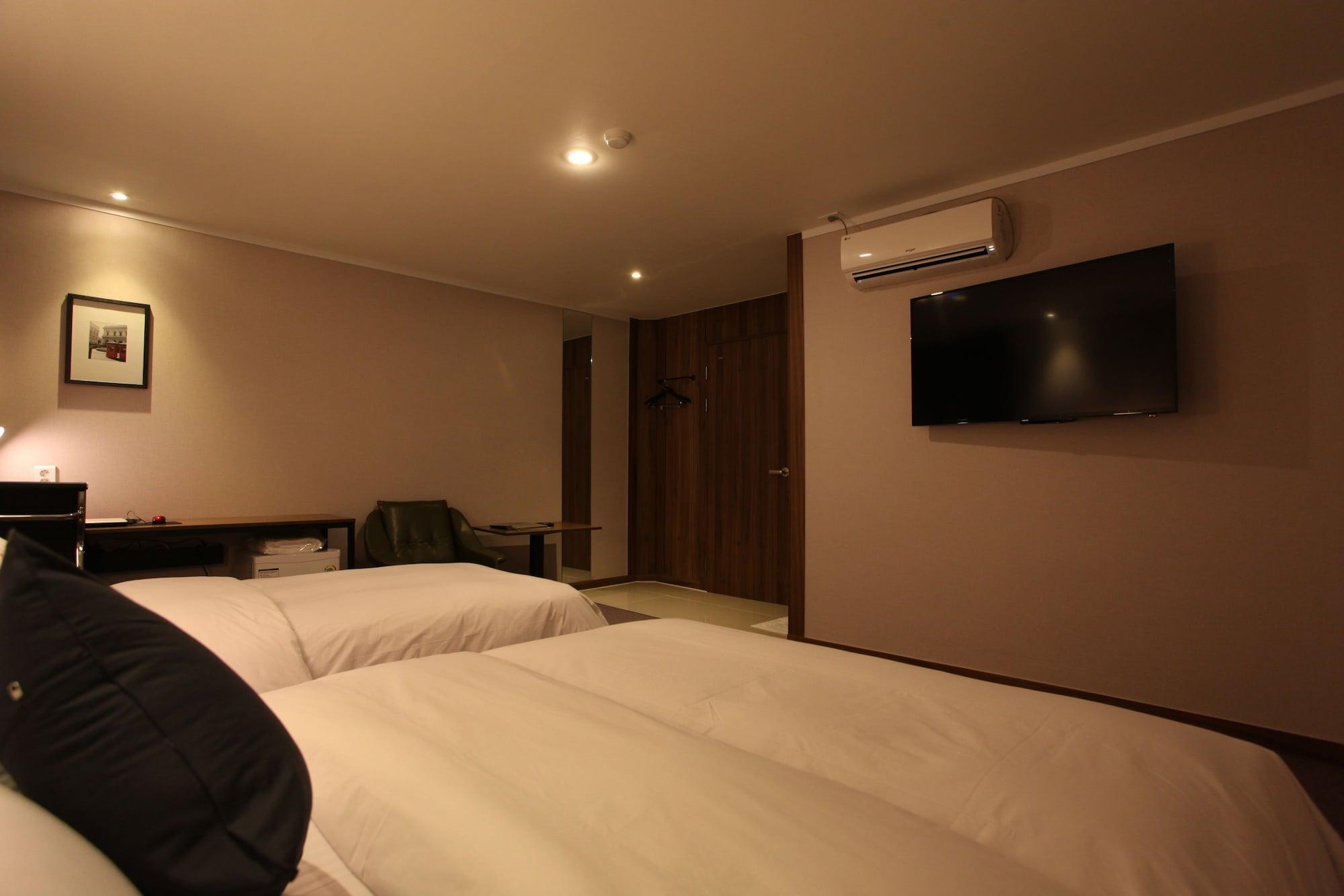 โรงแรมวาติกา ทงแตมุน โซล ภายนอก รูปภาพ